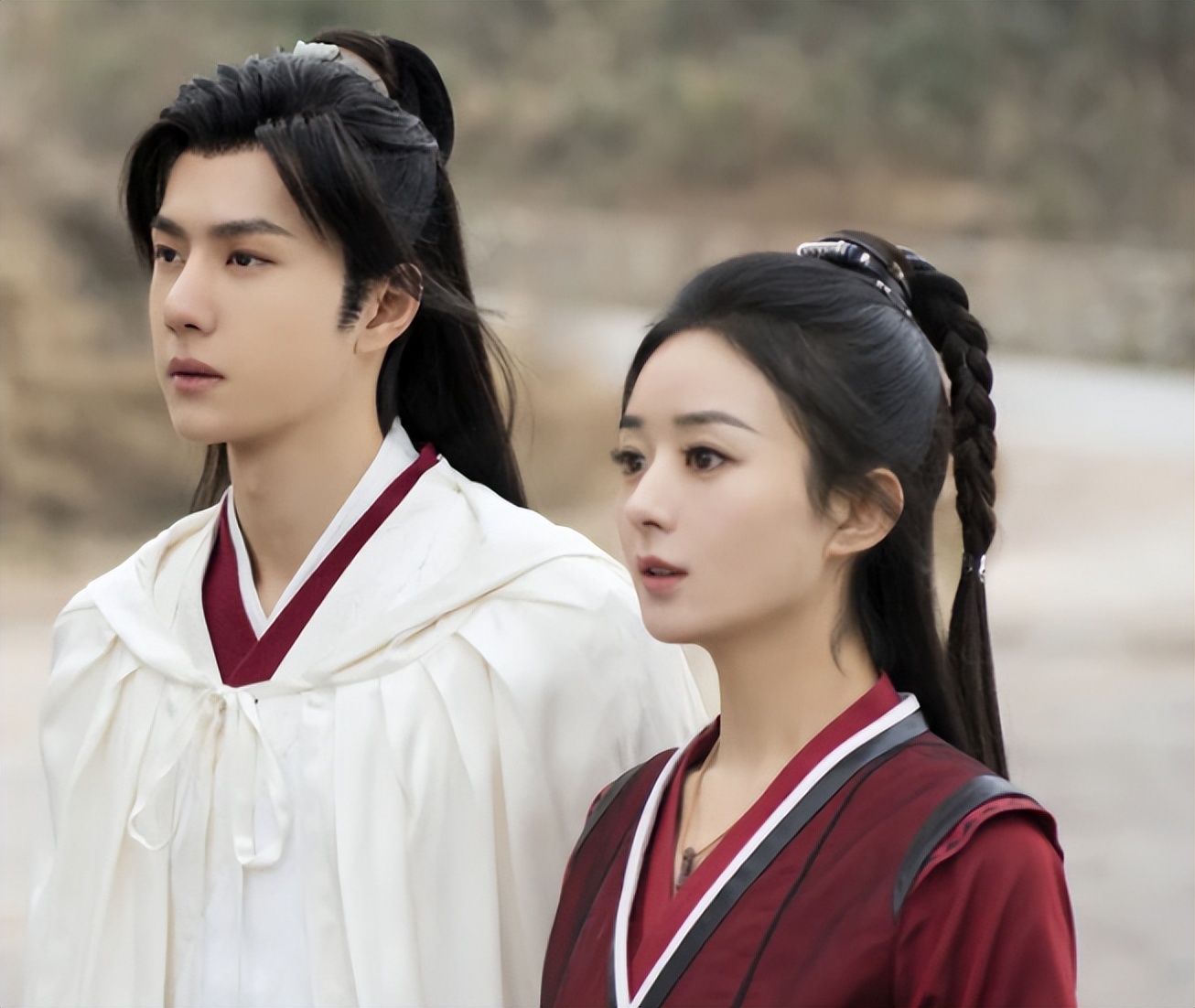 胡歌和王一博_胡歌床技_