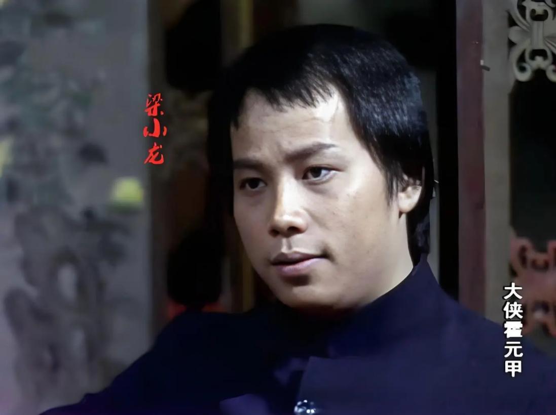 _梁小龙之后再无陈真！因爱国被封杀20年，发妻被泼硫酸毁容_梁小龙之后再无陈真！因爱国被封杀20年，发妻被泼硫酸毁容