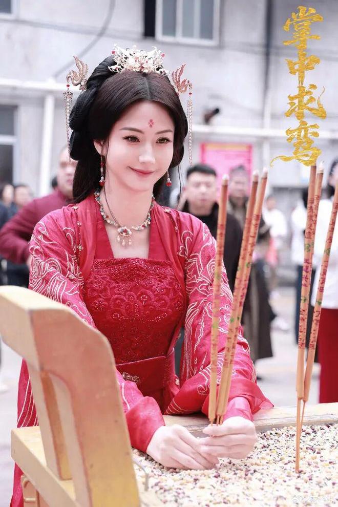 3D艳星蓝心妍拍短剧！自曝颜值忽高忽低想重操旧业拍情欲_3D艳星蓝心妍拍短剧！自曝颜值忽高忽低想重操旧业拍情欲_