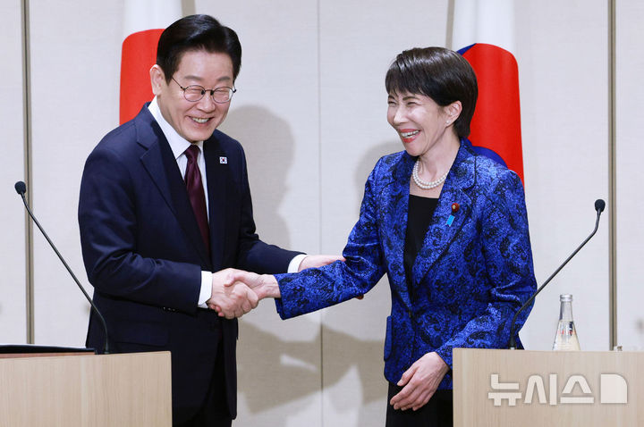 _卧室28平方大不大_孙红雷x张艺兴文