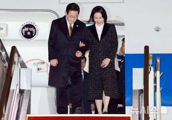 _孙红雷x张艺兴文_卧室28平方大不大