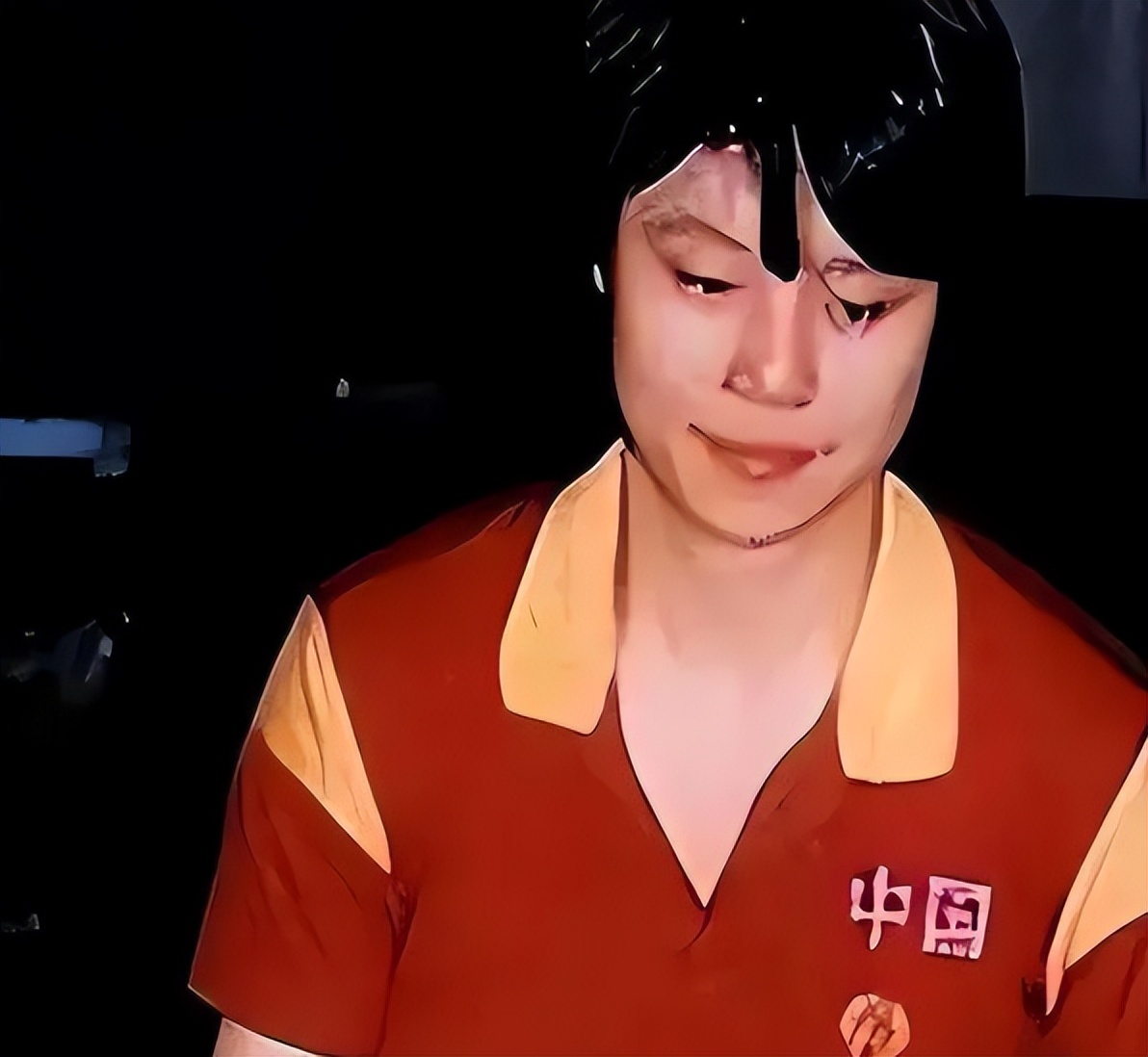 _她是奥运冠军，399万高价卖掉金牌，辞去公职全家移民 41岁成胸模_她是奥运冠军，399万高价卖掉金牌，辞去公职全家移民 41岁成胸模