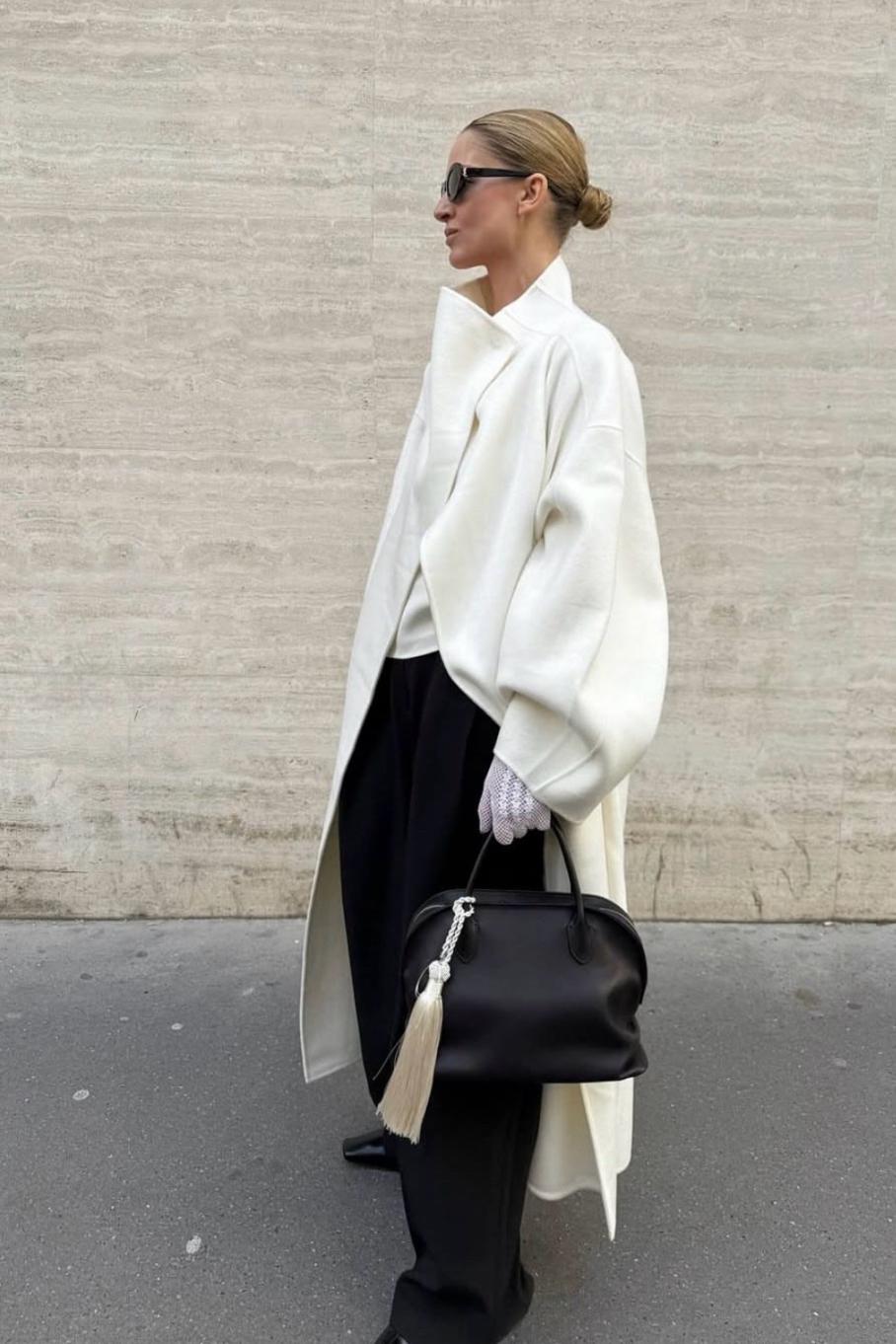 这波自带“距离美学”的氛围穿搭赢很大__这波自带“距离美学”的氛围穿搭赢很大