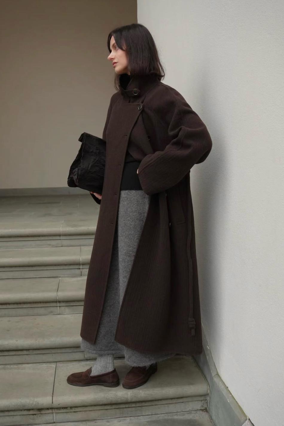 这波自带“距离美学”的氛围穿搭赢很大__这波自带“距离美学”的氛围穿搭赢很大