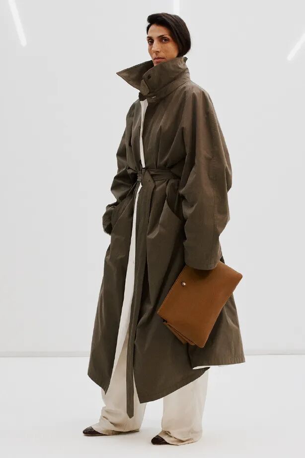 _这波自带“距离美学”的氛围穿搭赢很大_这波自带“距离美学”的氛围穿搭赢很大