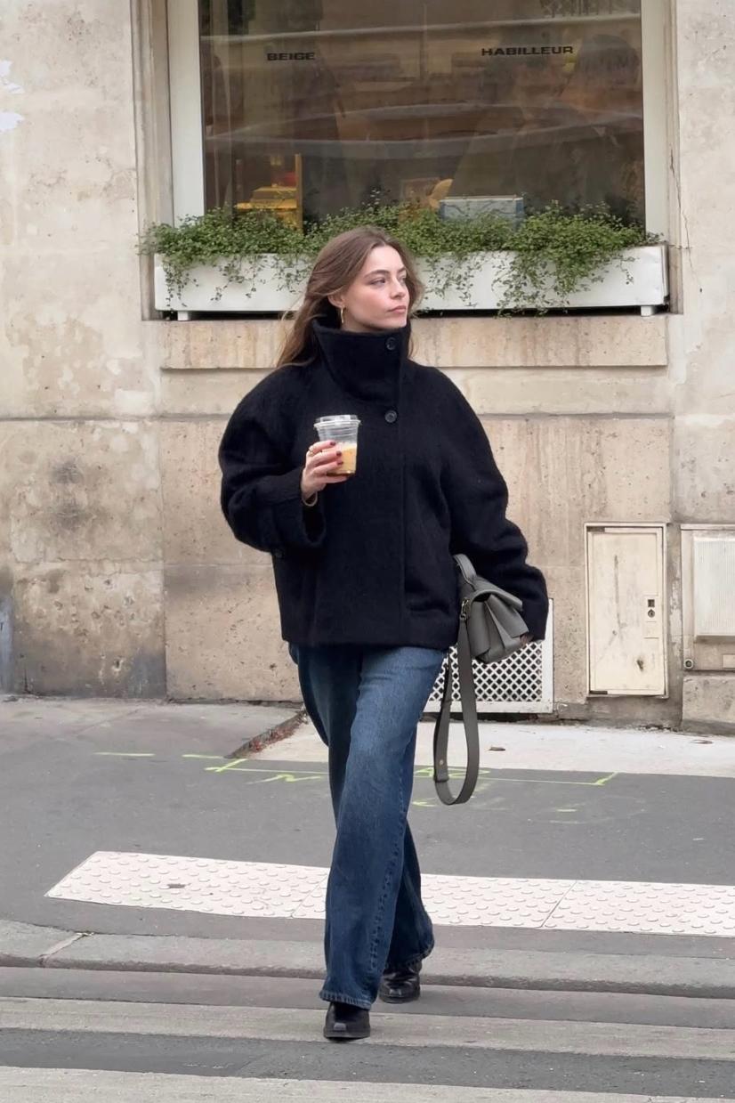 _这波自带“距离美学”的氛围穿搭赢很大_这波自带“距离美学”的氛围穿搭赢很大