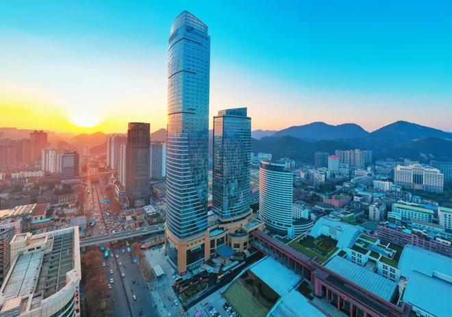 _向“轻”而行、“重”塑价值！贵旅集团助力打造世界级旅游目的地_向“轻”而行、“重”塑价值！贵旅集团助力打造世界级旅游目的地