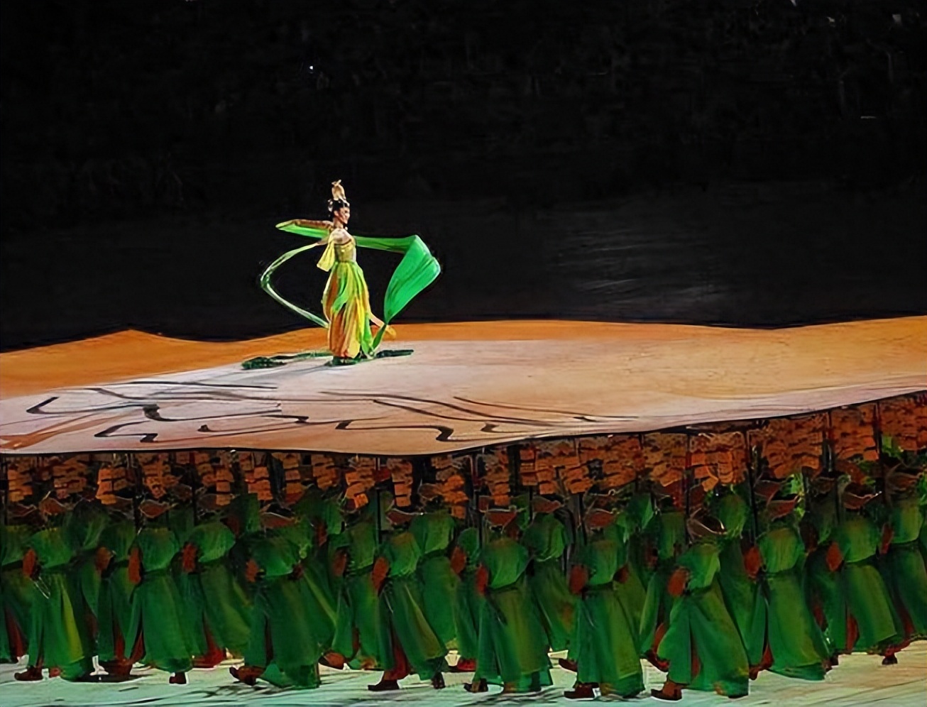 张艺谋回忆前妻_张艺谋最遗憾的事_