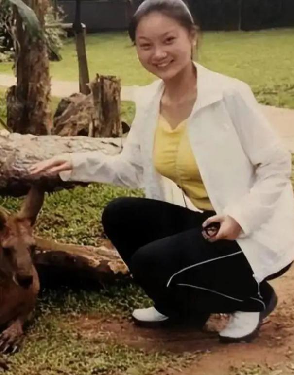 张艺谋最遗憾的事_张艺谋回忆前妻_