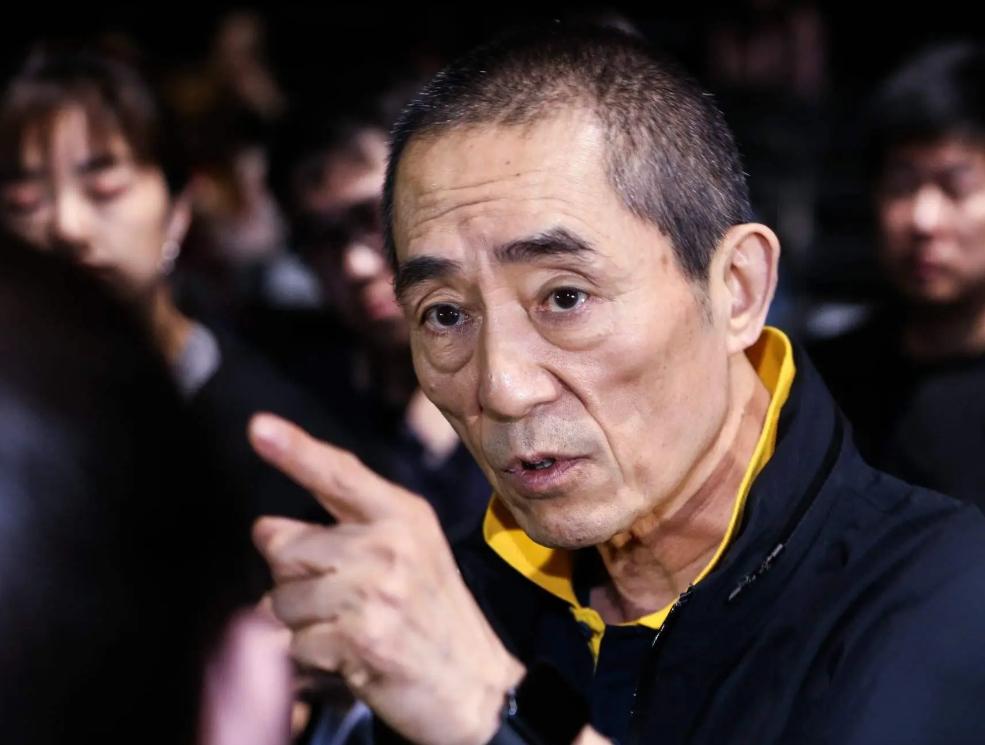 张艺谋回忆前妻__张艺谋最遗憾的事