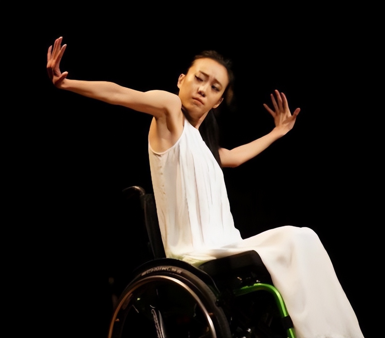 张艺谋回忆前妻_张艺谋最遗憾的事_