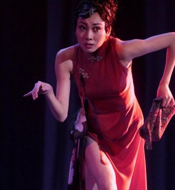 张艺谋回忆前妻_张艺谋最遗憾的事_