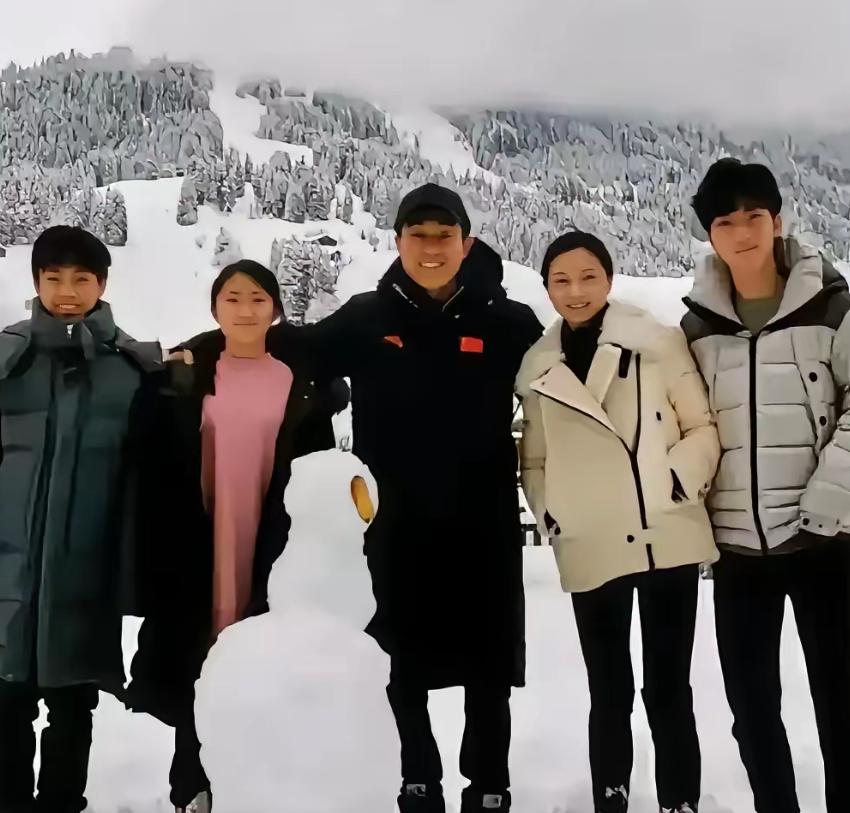 张艺谋回忆前妻__张艺谋最遗憾的事