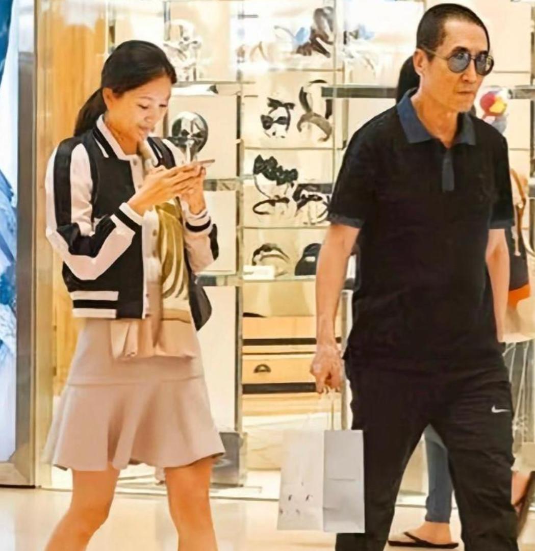 _张艺谋最遗憾的事_张艺谋回忆前妻