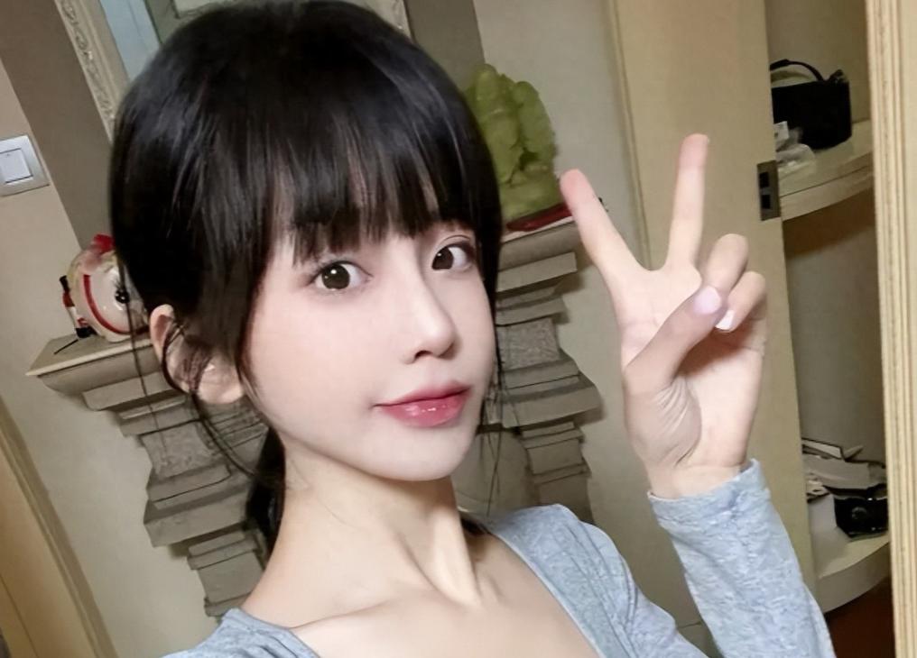 _官方出手了！吴磊床照事件再升级，何猷君被曝出轨，赵露思被牵连_官方出手了！吴磊床照事件再升级，何猷君被曝出轨，赵露思被牵连