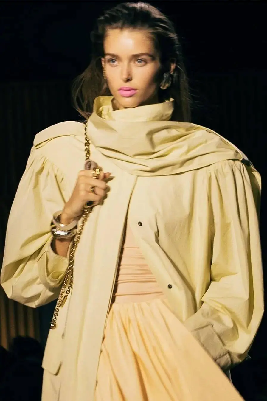 顶流:“高净值穿搭”是老钱风的全面升级！__顶流:“高净值穿搭”是老钱风的全面升级！