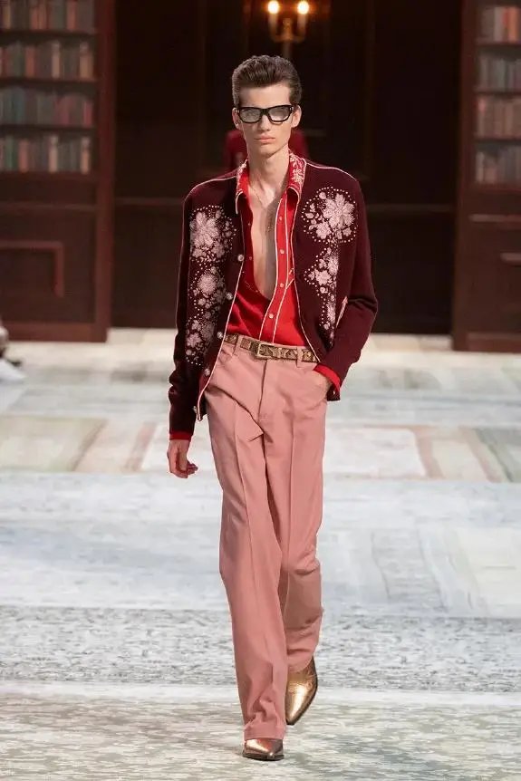 走秀巴黎_时装巴黎秀_