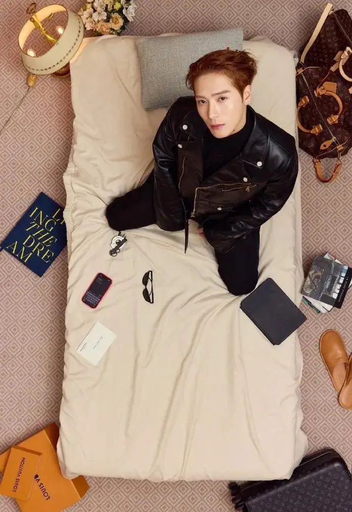 _时装巴黎秀_走秀巴黎