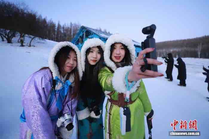 冰天雪地也是金山银山！-30℃不冻河邀您感受神奇阿尔山_冰天雪地也是金山银山！-30℃不冻河邀您感受神奇阿尔山_