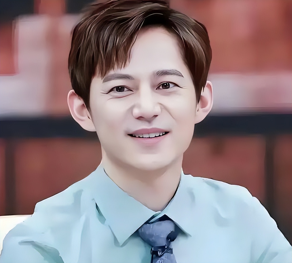 保姆纵案_58岁保姆被亿万富翁狂追8年_