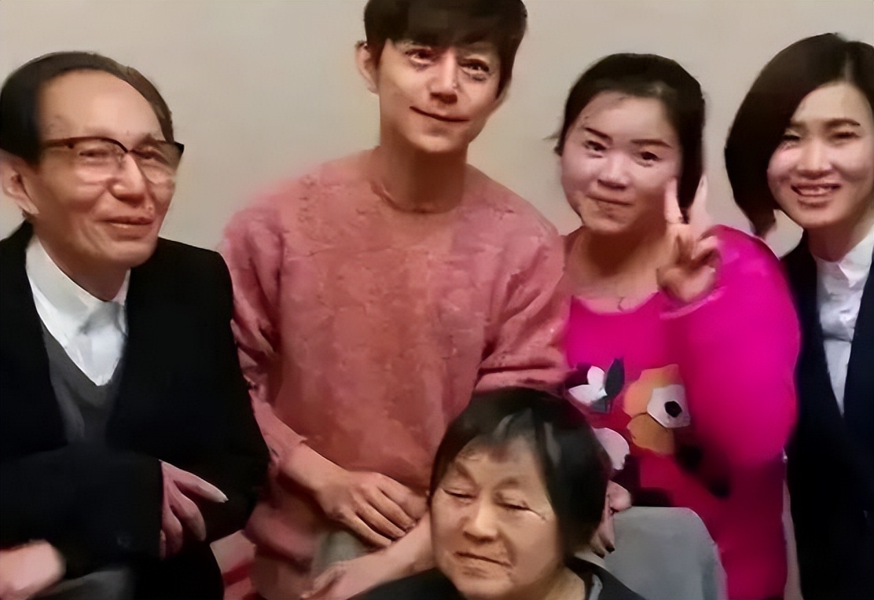 _58岁保姆被亿万富翁狂追8年_保姆纵案