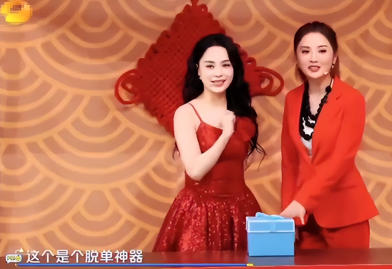 _58岁保姆被亿万富翁狂追8年_保姆纵案