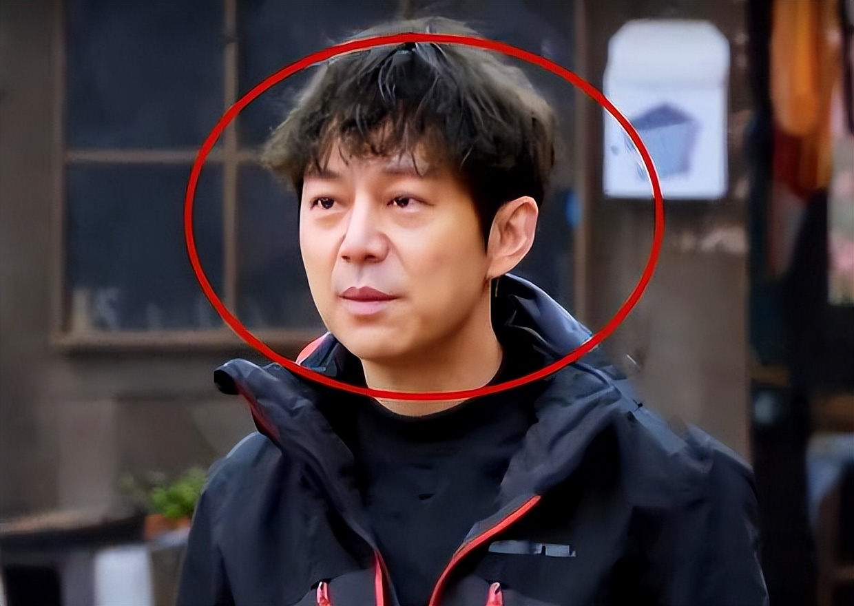 _58岁保姆被亿万富翁狂追8年_保姆纵案