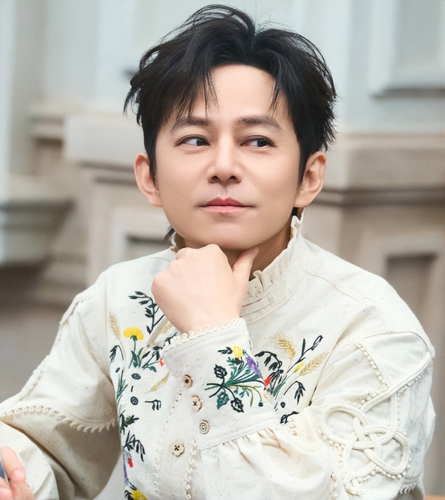 _保姆纵案_58岁保姆被亿万富翁狂追8年