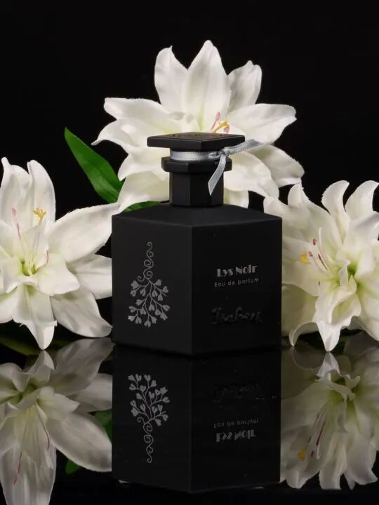 拽酷财阀千金，私底下喜欢的居然是这么幼稚的东西？_拽酷财阀千金，私底下喜欢的居然是这么幼稚的东西？_