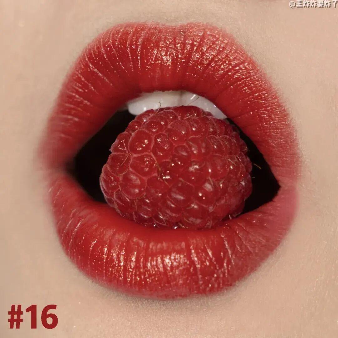 _拽酷财阀千金，私底下喜欢的居然是这么幼稚的东西？_拽酷财阀千金，私底下喜欢的居然是这么幼稚的东西？