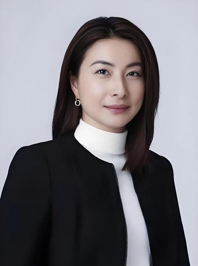 看瓜的老头让小伙暴菊__郭晶晶代言过的广告