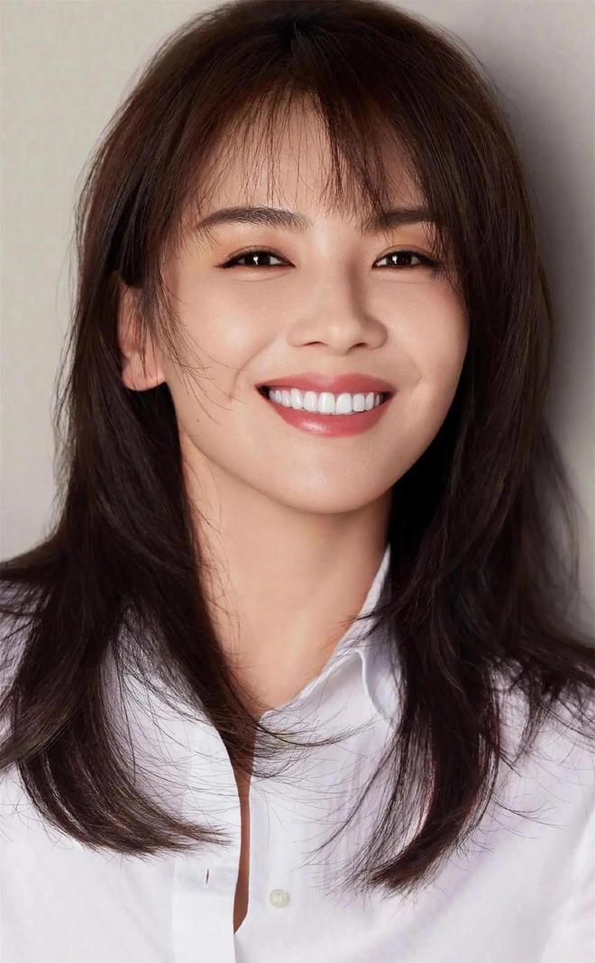 郭晶晶代言过的广告_看瓜的老头让小伙暴菊_