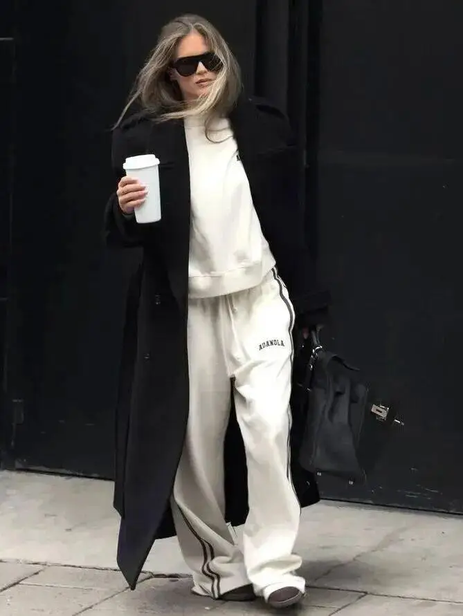 上班的穿搭__上班族穿衣风格是什么