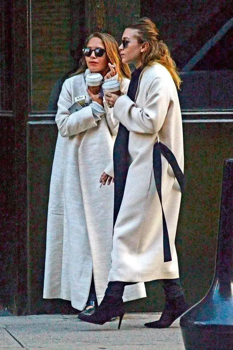 上班的穿搭_上班族穿衣风格是什么_