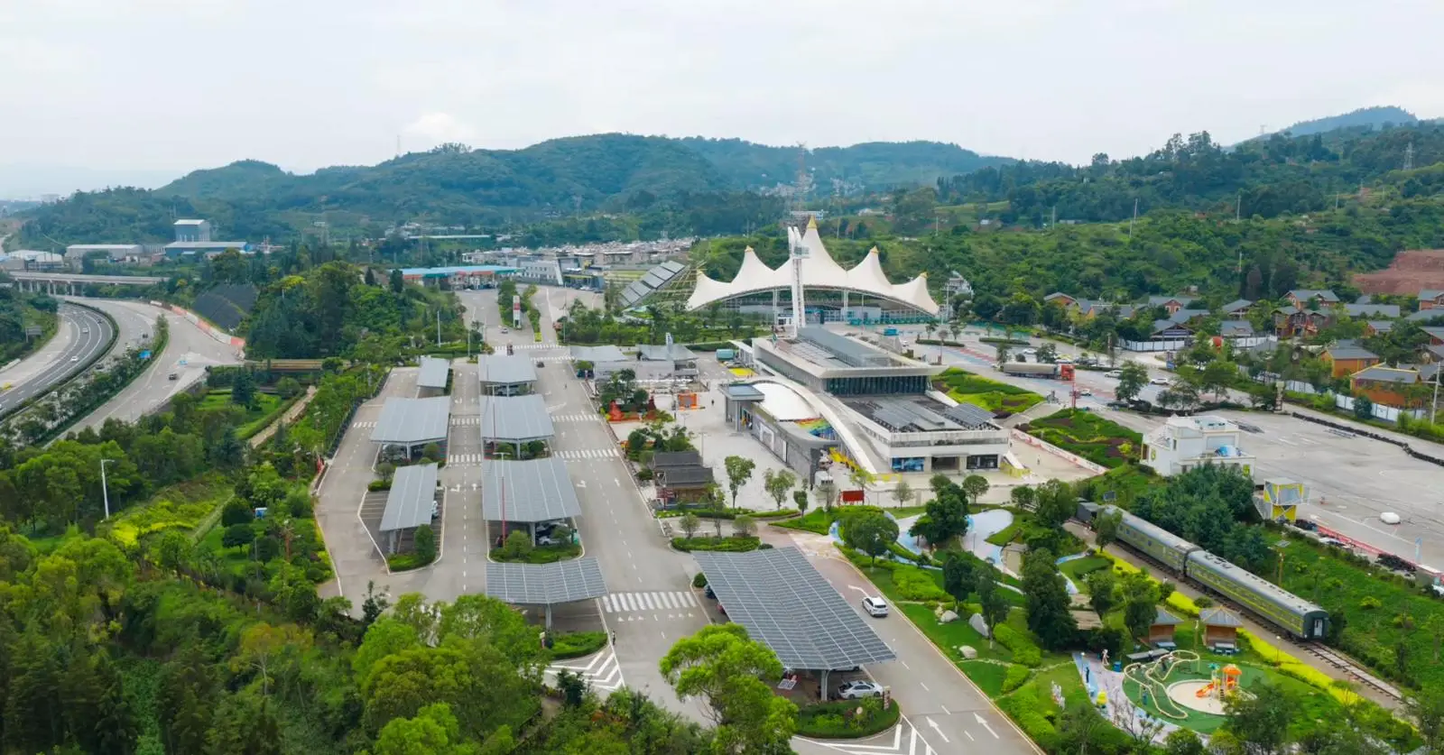 旅游景区创建标准__在旅游景区创办书店的优势