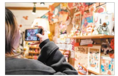 漫步餐厅__漫步走进咖啡屋的歌名叫什么