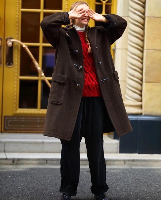 “过年红”就这么穿，真不俗！_“过年红”就这么穿，真不俗！_