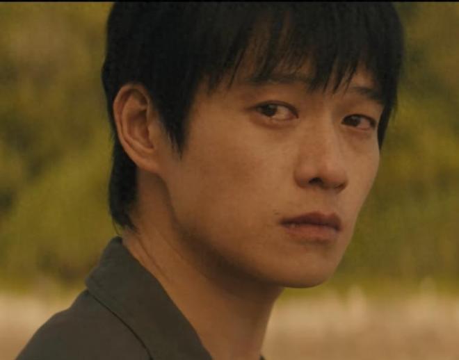 一颗老鼠屎坏一锅粥！《有罪之身》的最大败笔，就是面无表情的他