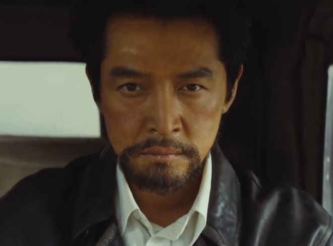 涂脸的粉是什么粉_满脸斑的女星_