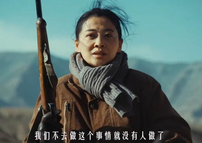 涂脸的粉是什么粉__满脸斑的女星