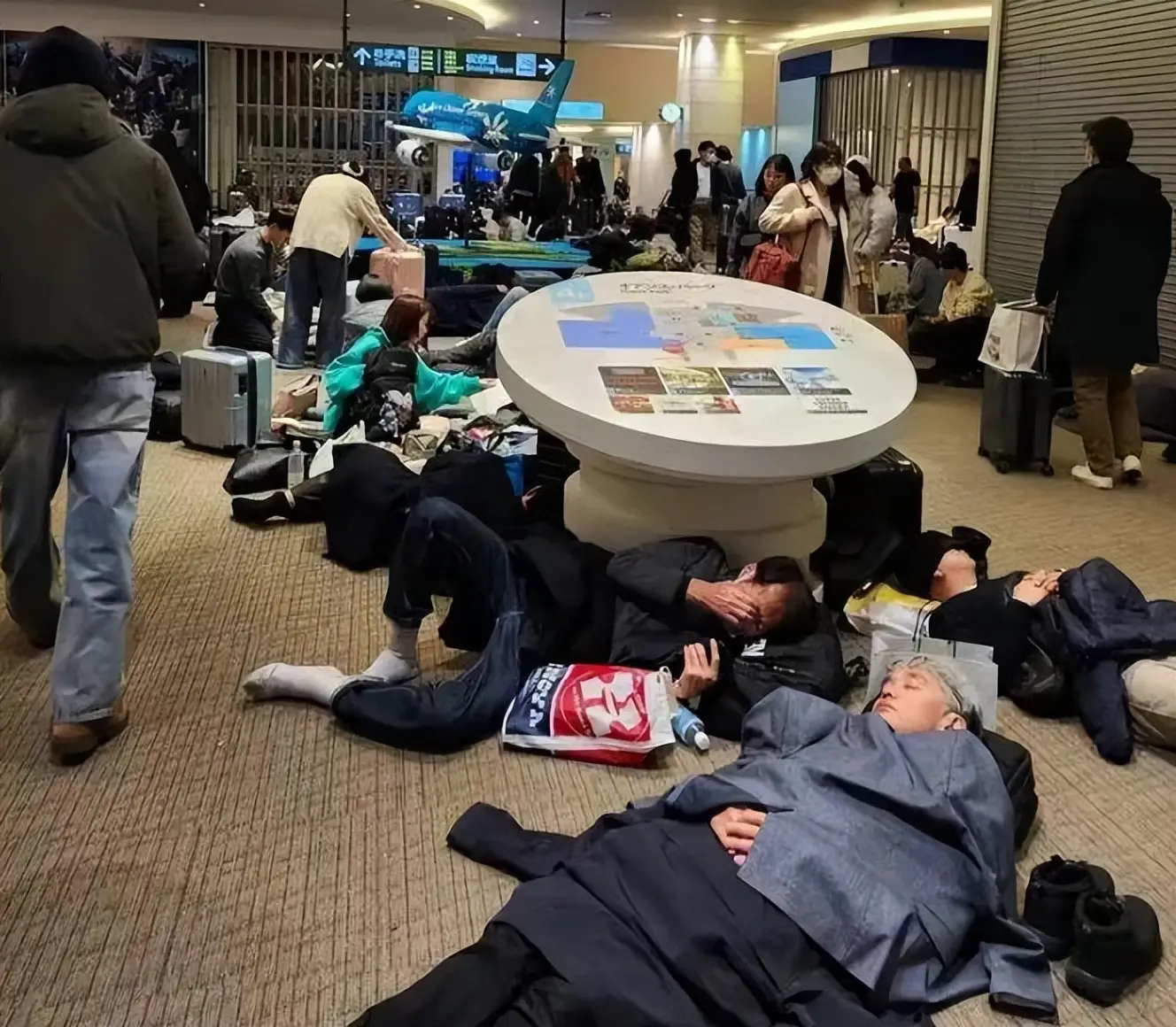 _航班取消旅行团怎么办_航班取消旅行团能全额退团吗