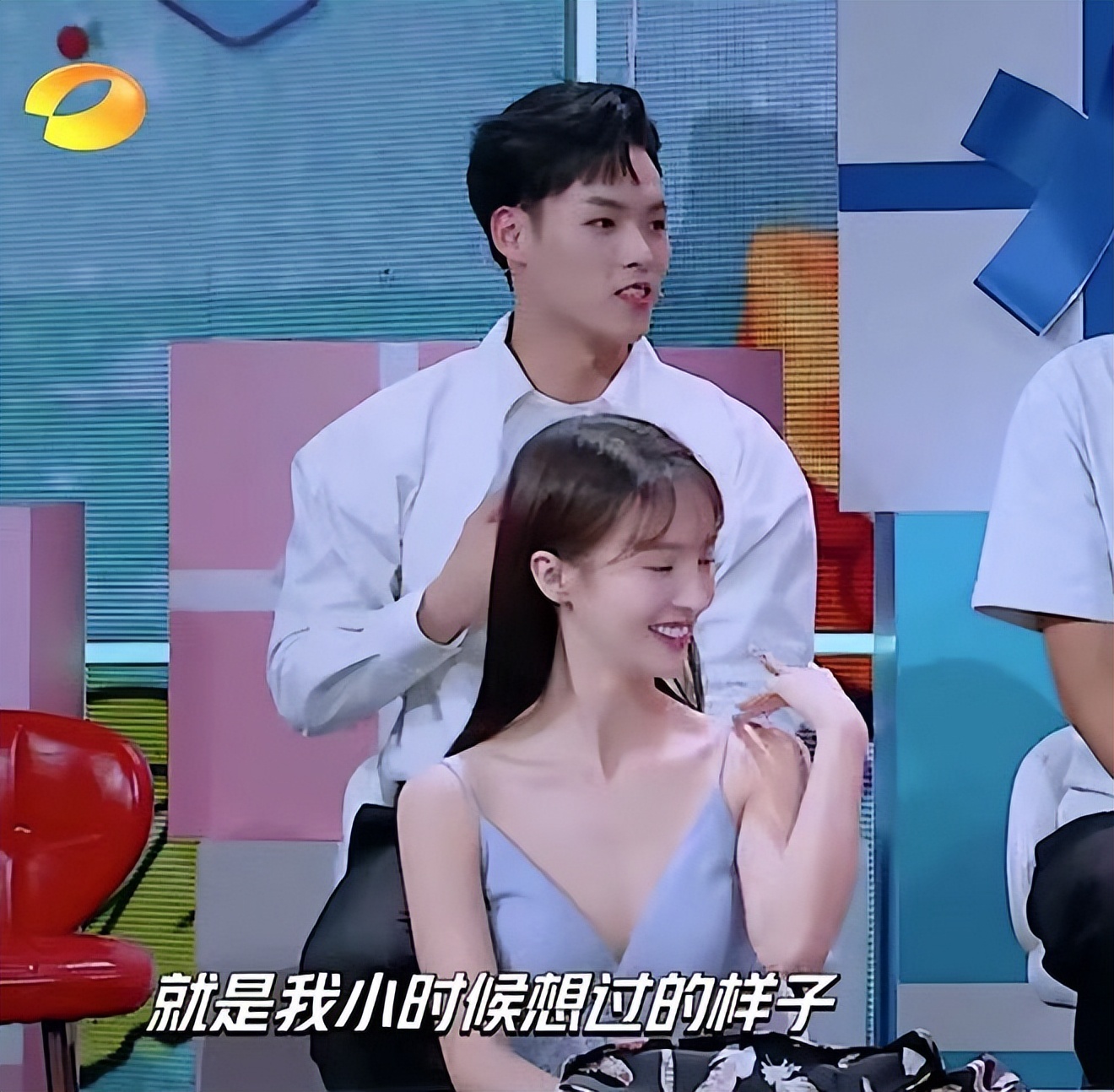 彻底凉了？肇事逃逸让助理顶包后 金晨又被扒出黑料 吴京当年没说谎__彻底凉了？肇事逃逸让助理顶包后 金晨又被扒出黑料 吴京当年没说谎