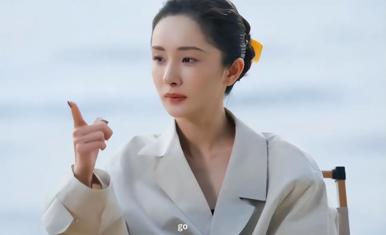 _杨幂接受采访谈刘恺威_杨幂承认耽误刘恺威