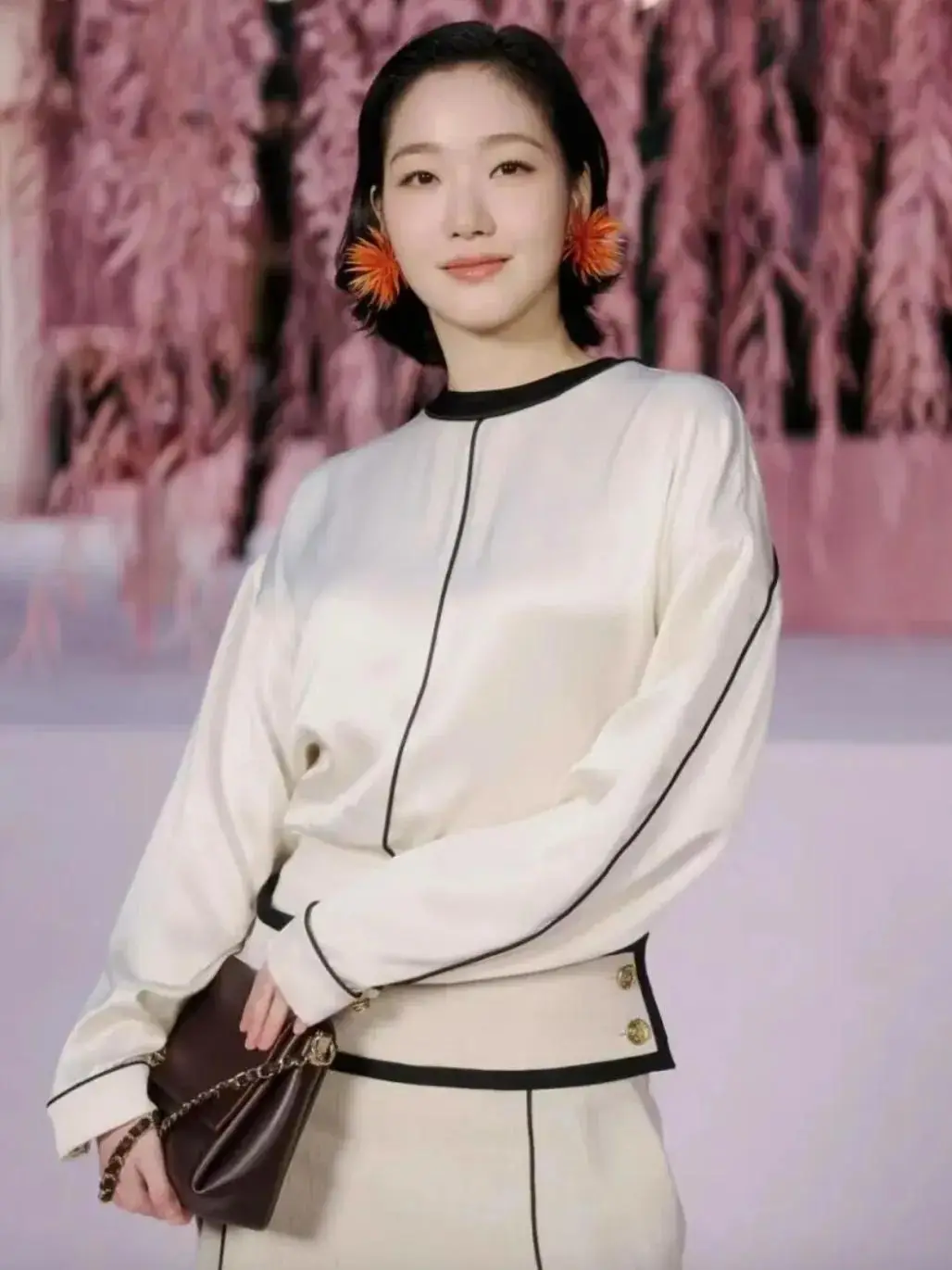 周迅三天没吃淀粉，蔡依林貌似没穿鞋，法国前第一夫人穿黑丝秀美腿_周迅三天没吃淀粉，蔡依林貌似没穿鞋，法国前第一夫人穿黑丝秀美腿_