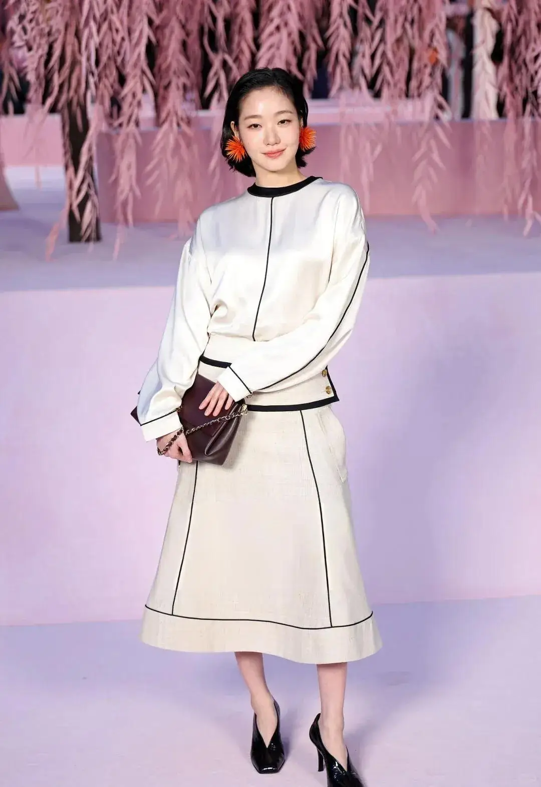 周迅三天没吃淀粉，蔡依林貌似没穿鞋，法国前第一夫人穿黑丝秀美腿_周迅三天没吃淀粉，蔡依林貌似没穿鞋，法国前第一夫人穿黑丝秀美腿_