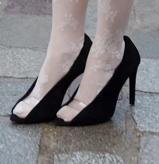 周迅三天没吃淀粉，蔡依林貌似没穿鞋，法国前第一夫人穿黑丝秀美腿_周迅三天没吃淀粉，蔡依林貌似没穿鞋，法国前第一夫人穿黑丝秀美腿_