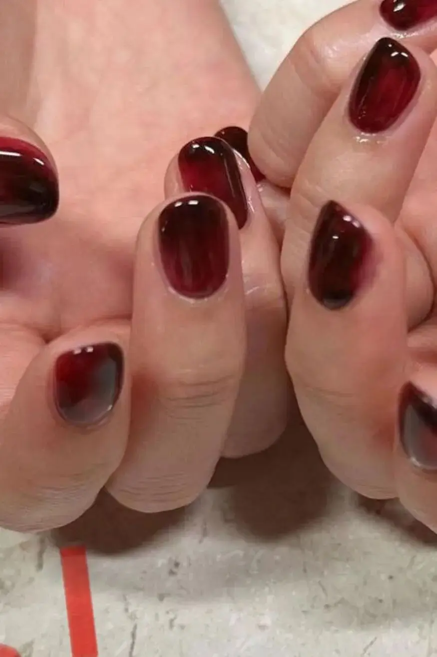 美甲师视频_美甲师傅_