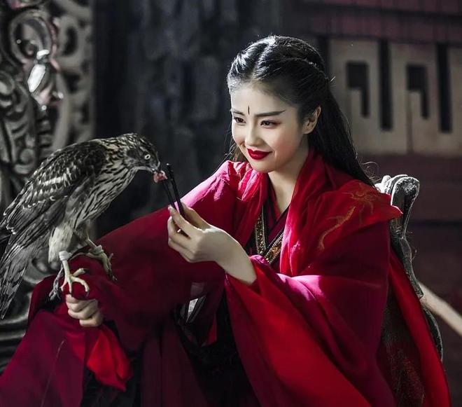 央视再放大招！《唐宫奇案之青雾风鸣》定档，白鹿这次该火了__央视再放大招！《唐宫奇案之青雾风鸣》定档，白鹿这次该火了