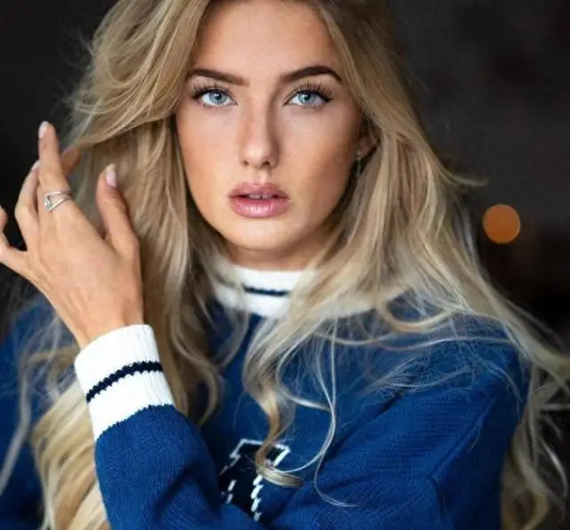 美国美女畅玩重庆后，忍不住发出惊叹：为什么西方人不能这么生活