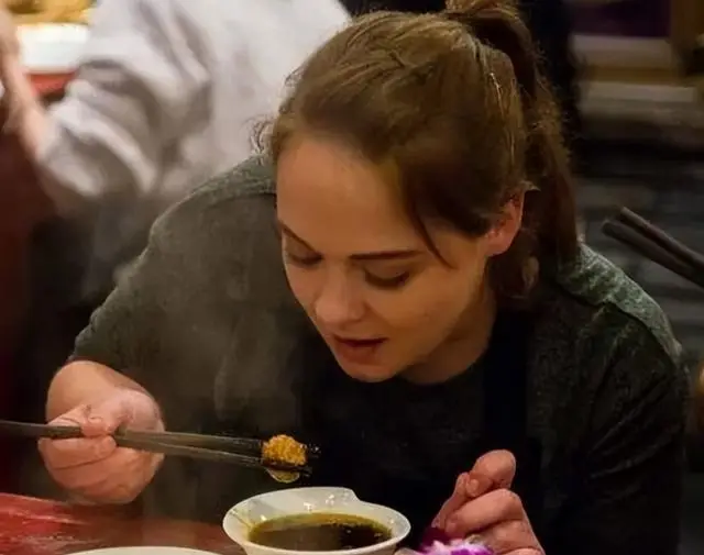 西方的美女打一个字_西方公认的美女_